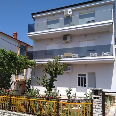 Marin Apartment Zadar