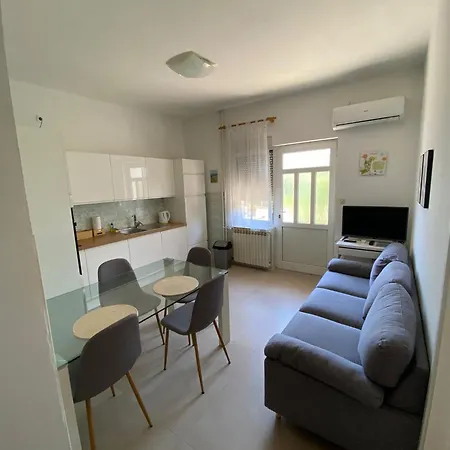 Marin Apartment *