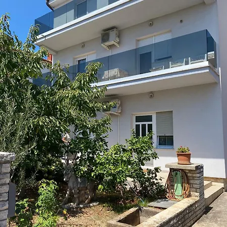 Apartment Marin *
